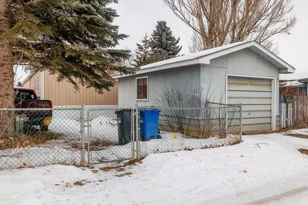 Red Deer, AB T4P 2C6,39 Norby CRES