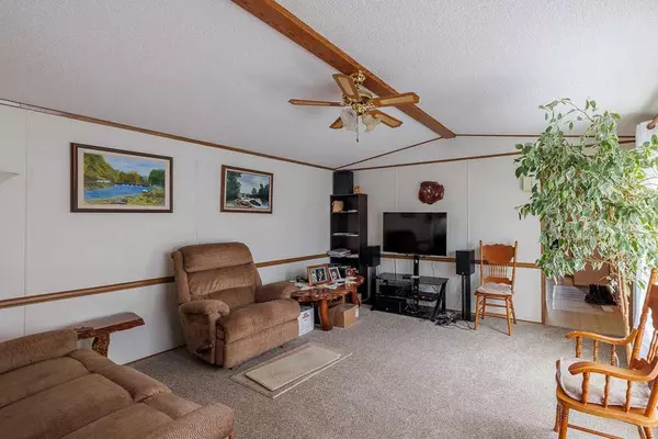 Red Deer, AB T4P 2C6,39 Norby CRES