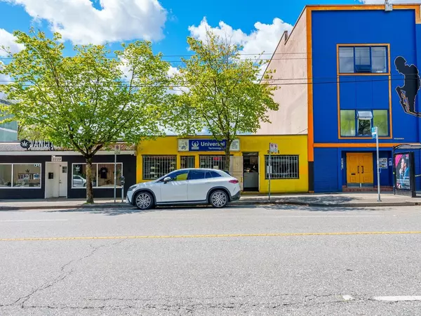 Vancouver, BC V5N 4B6,2211 COMMERCIAL DRIVE