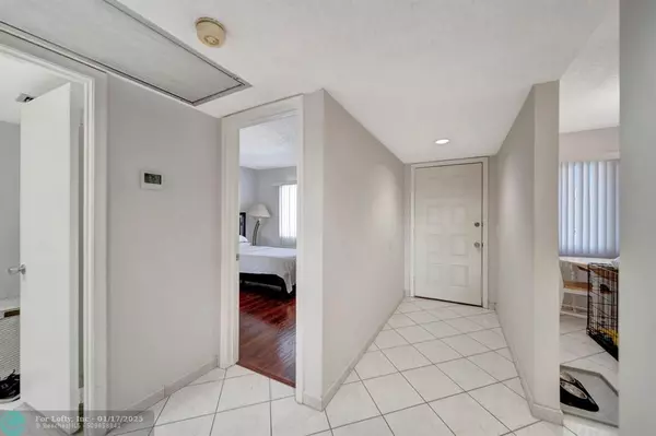 Hollywood, FL 33027,900 SW 128th Ave  #308 D