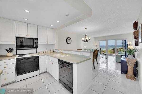 Pompano Beach, FL 33062,1770 S Ocean Blvd  #604