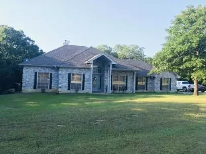 2752 Waters Edge, Quinlan, TX 75474