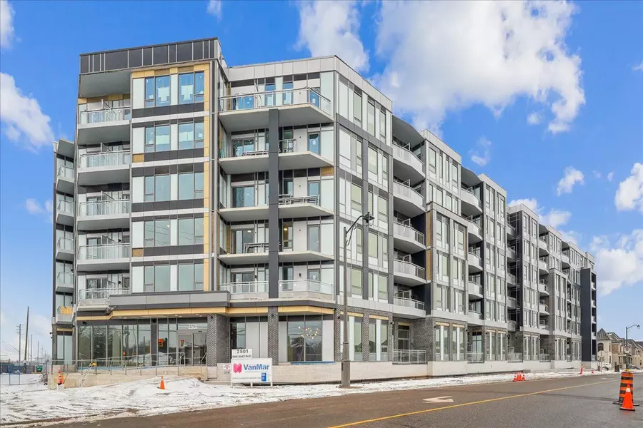 2501 Saw Whet BLVD #109, Oakville, ON L6M 5N2