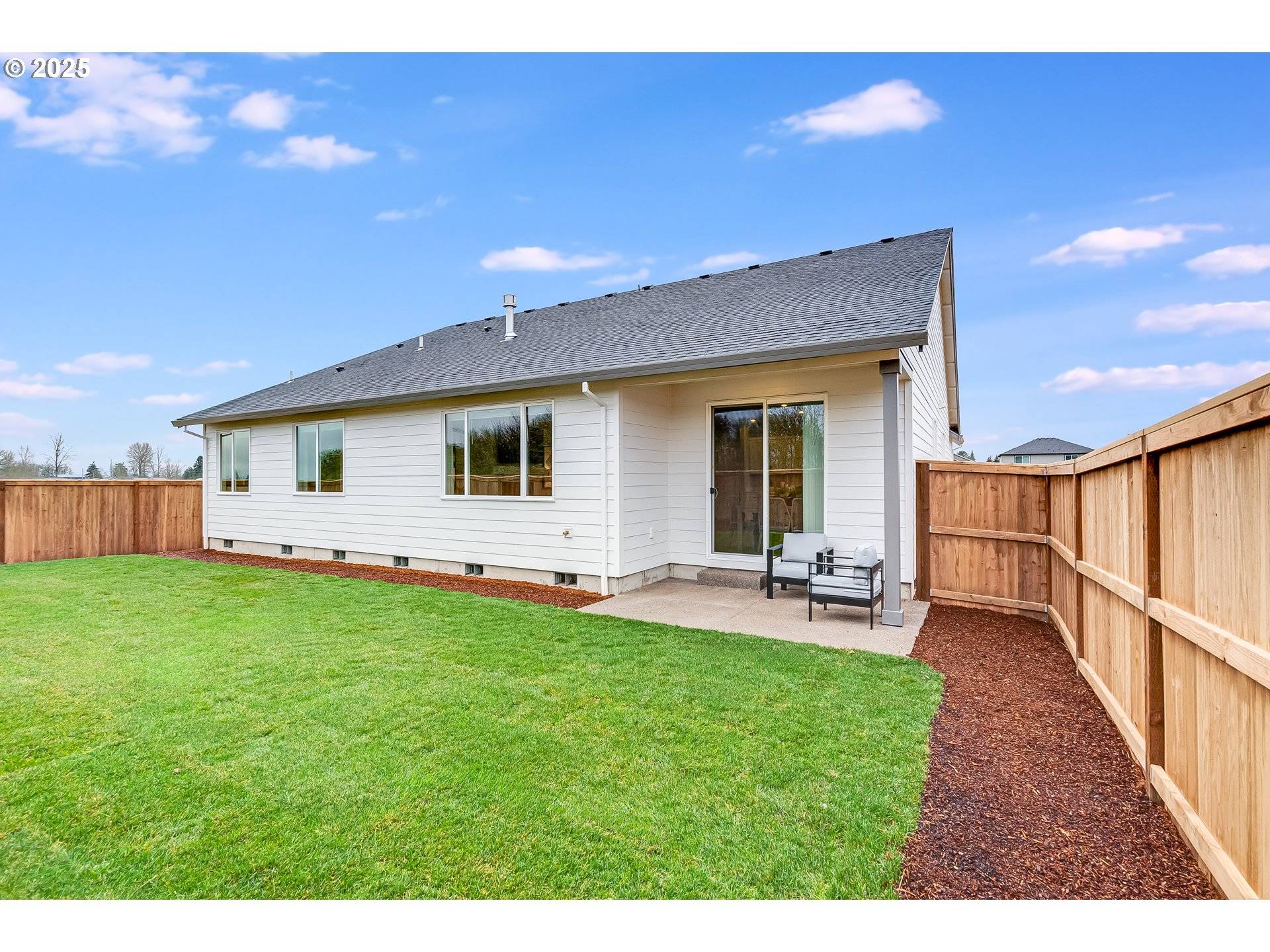 Albany, OR 97322,4382 Hackamore CT