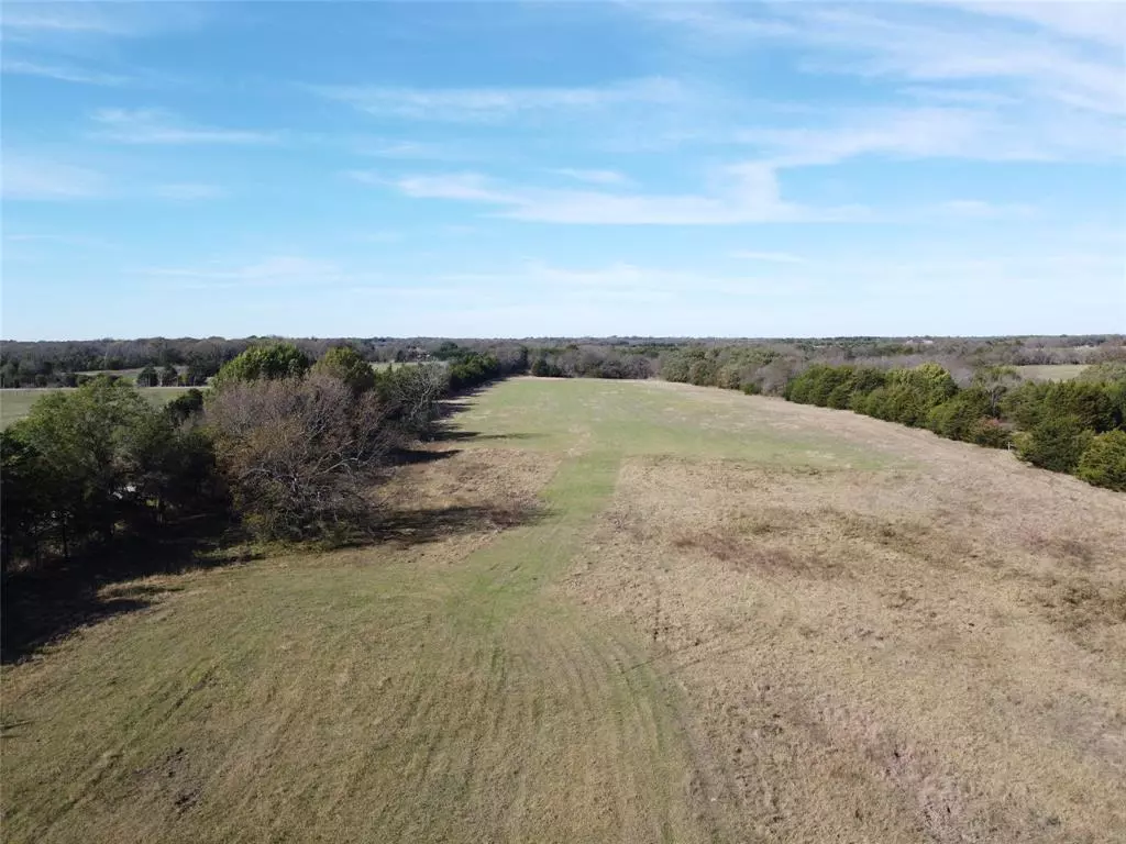 Celeste, TX 75423,46 ac Cr-1083