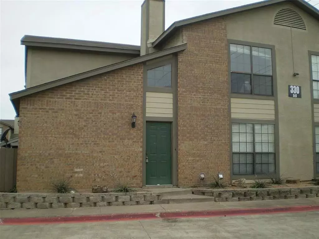 Hurst, TX 76054,330 W Harwood Road #A