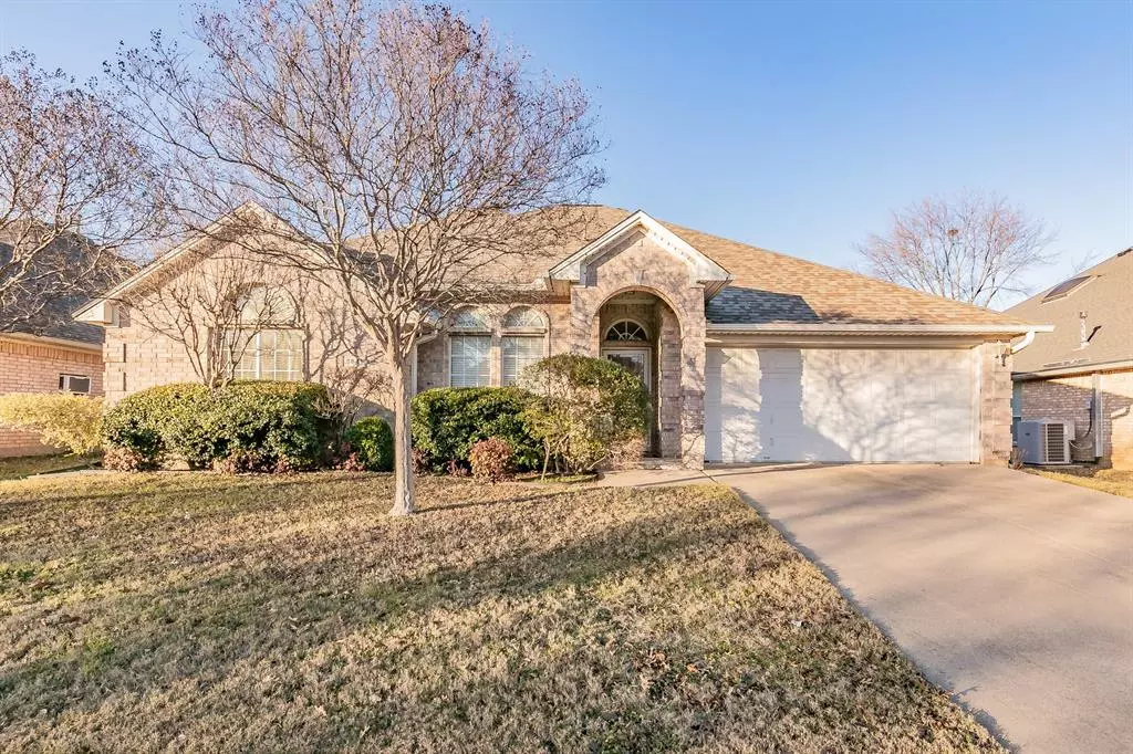 Haltom City, TX 76137,5841 Echo Bluff Drive