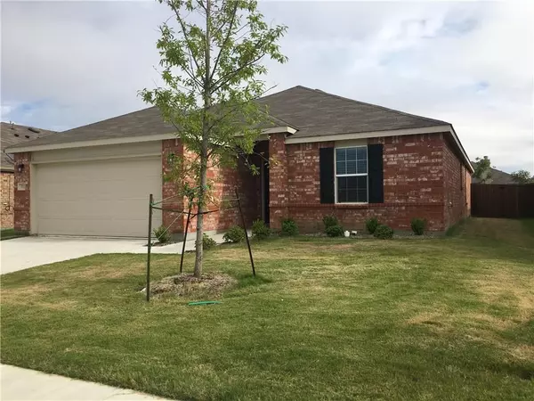 1713 Waggoner Drive, Aubrey, TX 76227