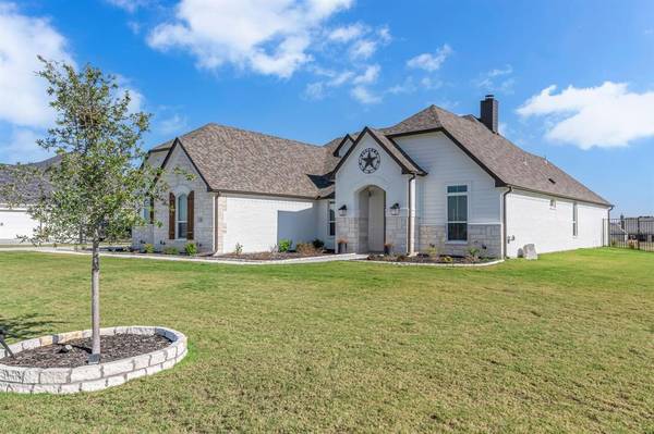 New Fairview, TX 76247,15168 S County Line Road