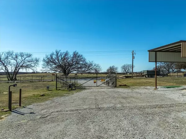 Bowie, TX 76230,1140 Winn Road