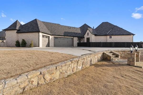 Weatherford, TX 76087,144 Condor View