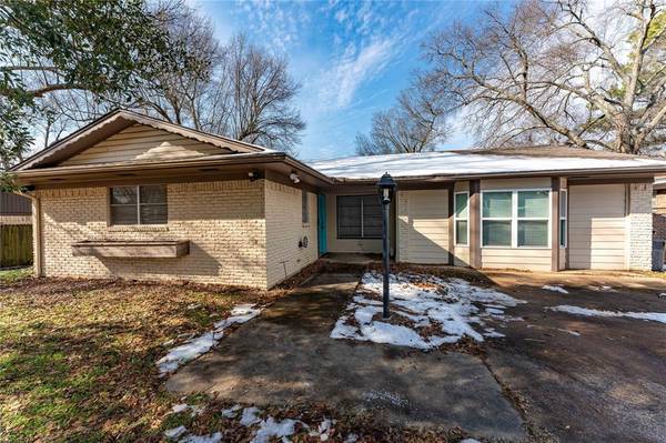 980 29th Street SE, Paris, TX 75460