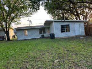 1612 N Anglin Street, Cleburne, TX 76031