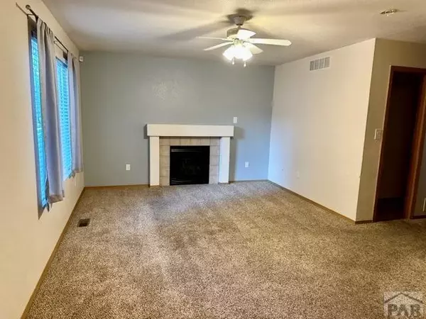 Pueblo, CO 81005,3910 Elk Lane