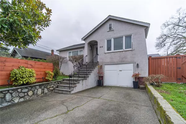 814 Lampson St, Esquimalt, BC V9A 6B2