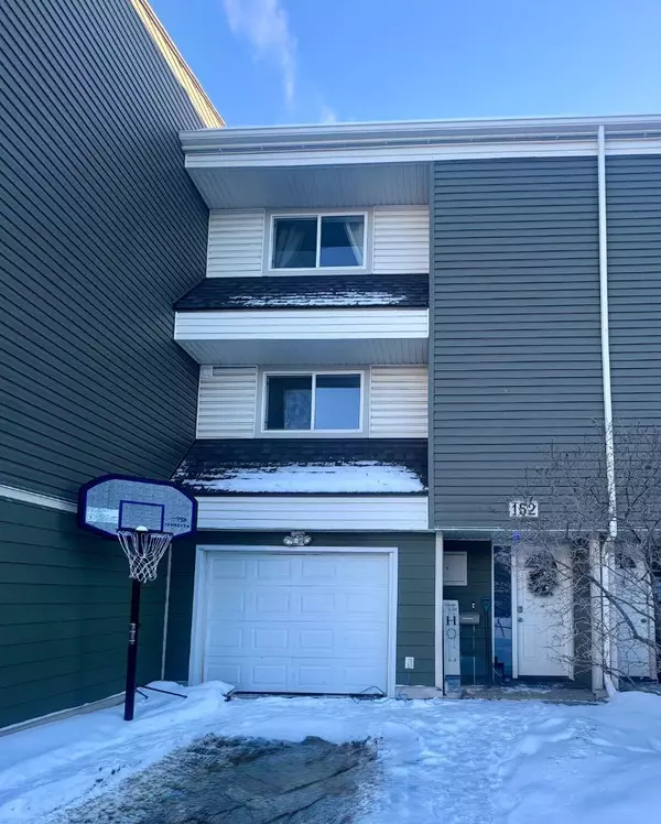 400 Silin Forest RD #152, Fort Mcmurray, AB T9H 3S5