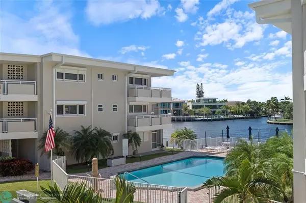 1198 Hillsboro Mile  #208, Hillsboro Beach, FL 33062