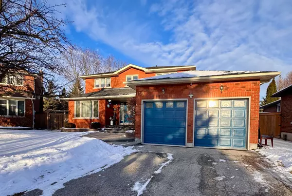 159 Geoffrey CRES, Whitchurch-stouffville, ON L4A 5B8