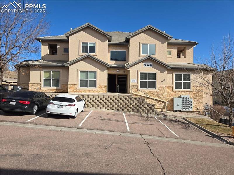 605 Cougar Bluff PT #102, Colorado Springs, CO 80906