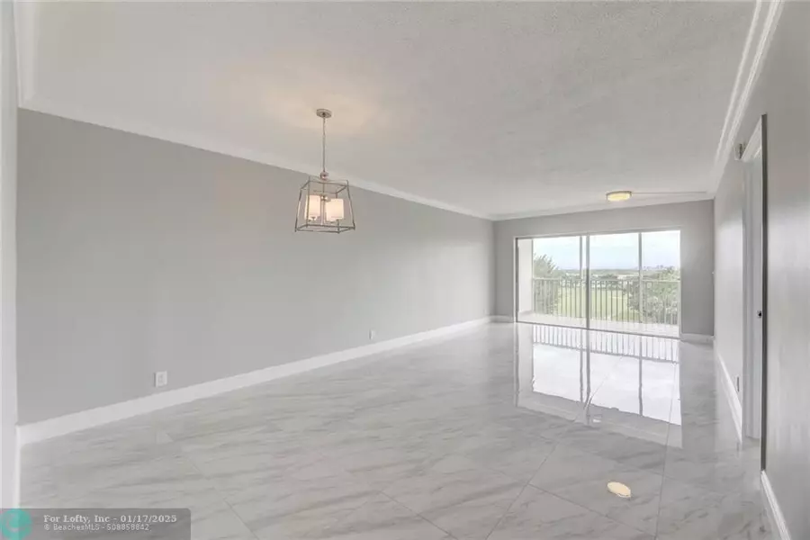 3200 N Palm Aire Dr  #707, Pompano Beach, FL 33069