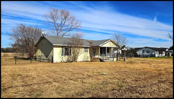 Greenville, TX 75402,216 County Road 3318