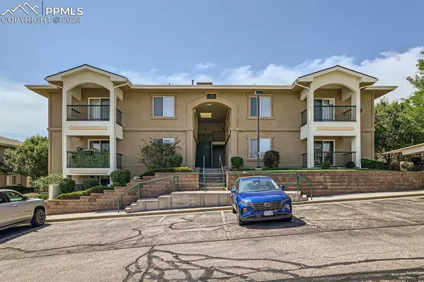 Colorado Springs, CO 80917,3040 Mandalay GRV #3