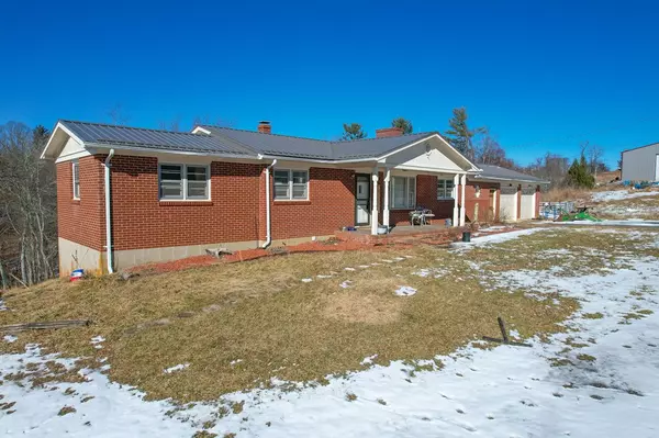 Hillsville, VA 24343,166 Westwood Lane