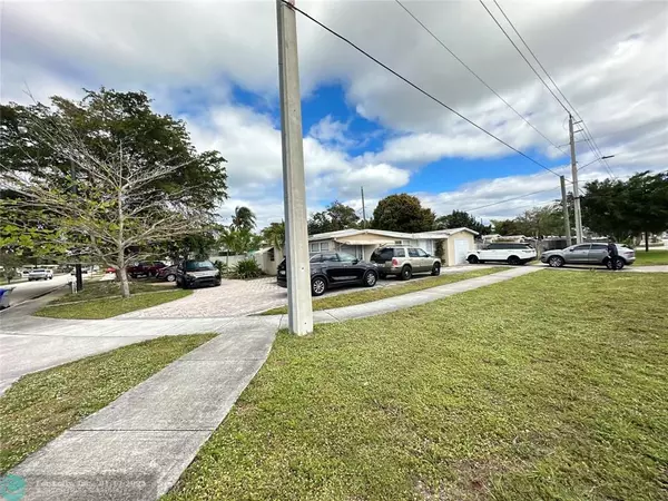 Pompano Beach, FL 33064,1708 NE 50th St