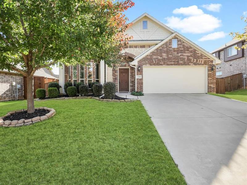 1138 Destrehan Drive, Burleson, TX 76028