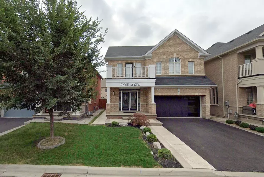 94 Borrelli DR, Brampton, ON L6Y 5X1