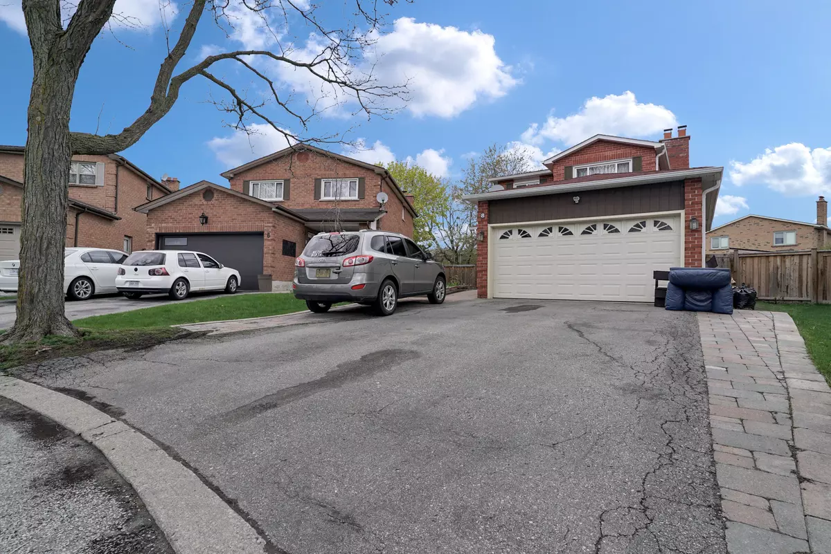 Vaughan, ON L6A 1B9,8 Matt CT #Bsmt