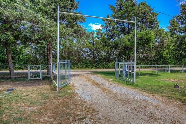 2682 County Road 3210,  Campbell,  TX 75422