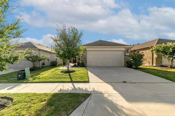 7672 Monument Drive, Little Elm, TX 76227