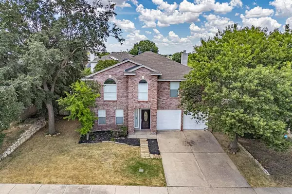 904 Harness Circle, Fort Worth, TX 76179