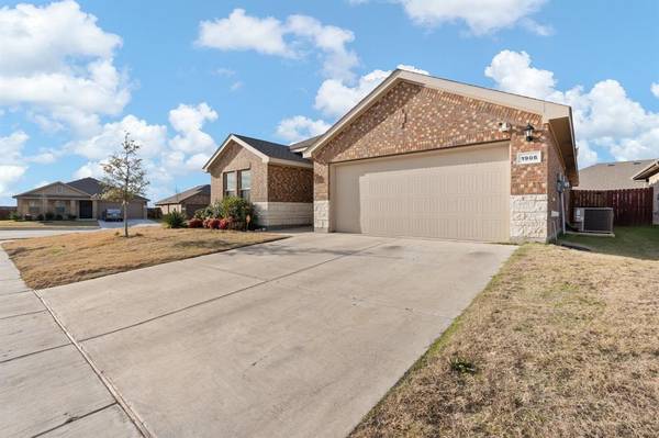 Cleburne, TX 76033,1906 Skylar Lane