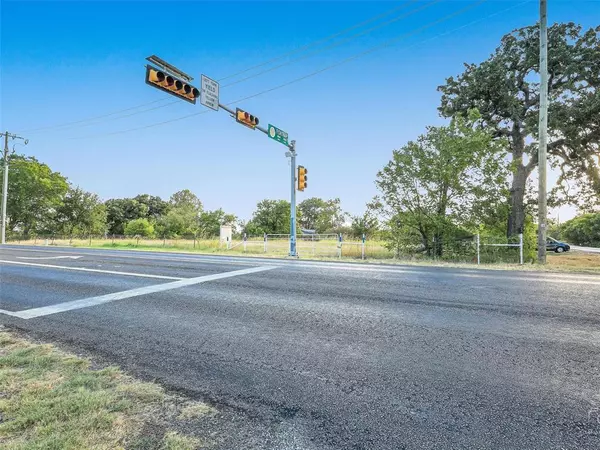 Cross Roads, TX 76227,7801 Fishtrap Road