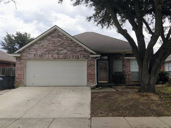 6005 Pacer Lane, Arlington, TX 76018