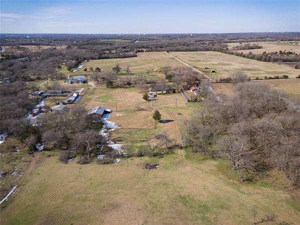 Sherman, TX 75090,1062 JP Cave Road