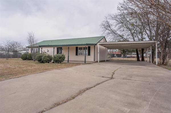 Alvarado, TX 76009,3620 Meadow Lake Drive