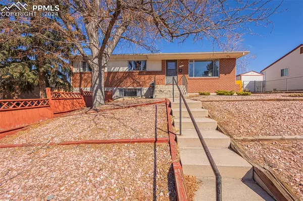 33 S Garland AVE, Colorado Springs, CO 80910