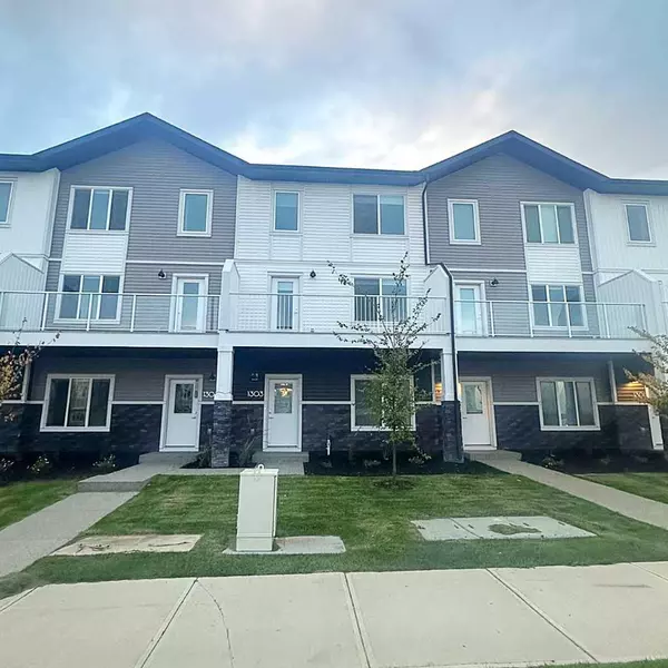 Chestermere, AB T1X0L3,280 Chelsea RD #1303