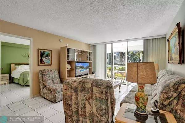 Lauderdale Lakes, FL 33313,2999 NW 48th Ave  #142