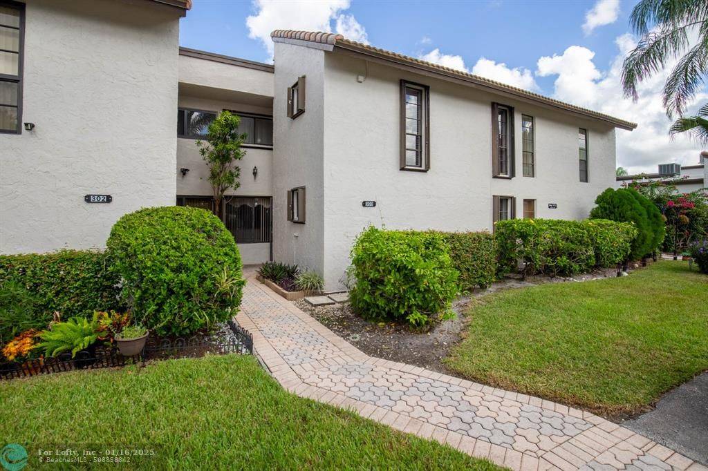 Plantation, FL 33324,9713 N New River Canal Rd  #303