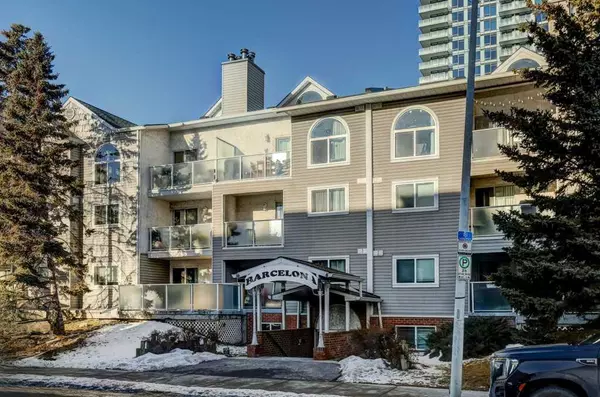 Calgary, AB T3C 0M9,1528 11 AVE Southwest #112