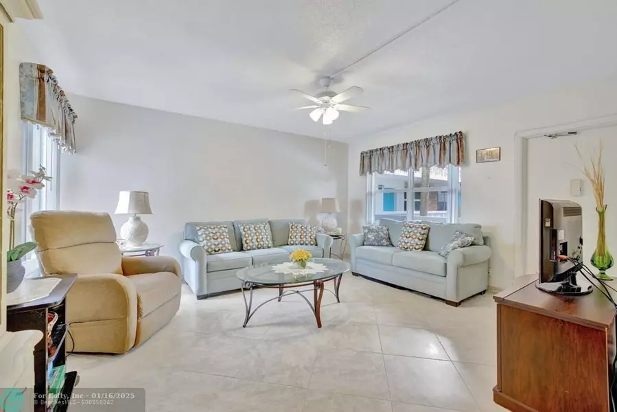 224 Hibiscus Ave  #256, Lauderdale By The Sea, FL 33308