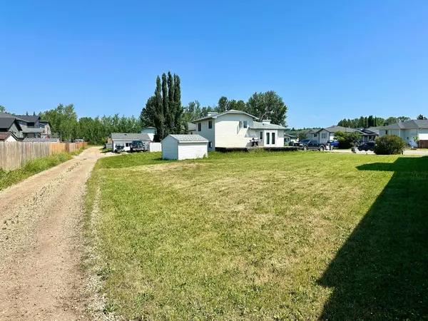 Whitecourt, AB T7S 1R1,17 Steward DR