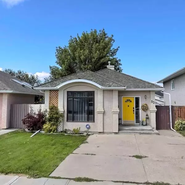 53 Harvard CRES West, Lethbridge, AB T1K6R5