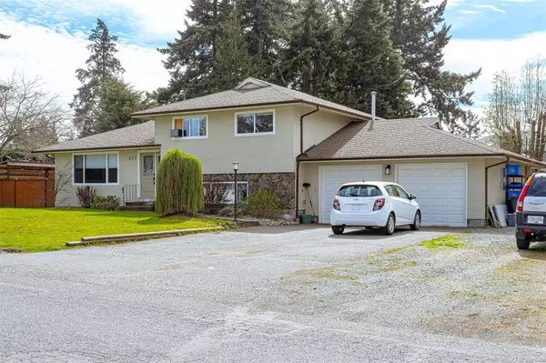 Colwood, BC V9C 2C8,323 Benhomer Dr