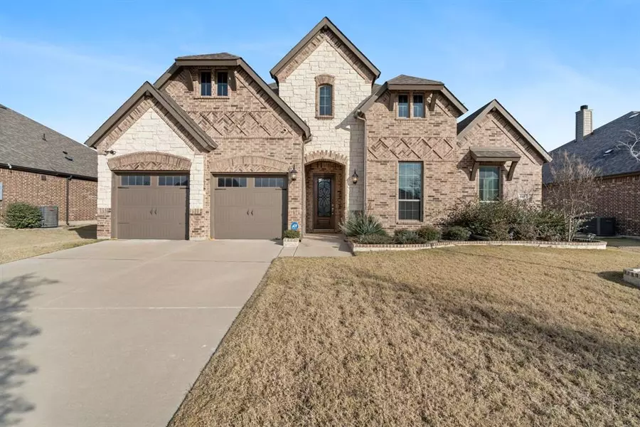 445 Brushwood Lane, Waxahachie, TX 75165