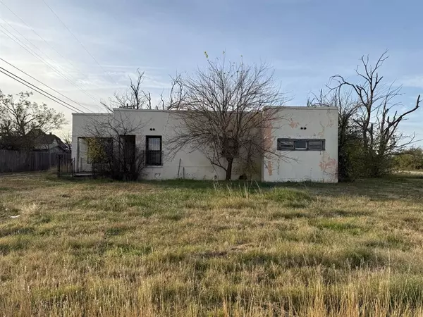 Anson, TX 79501,1421 South 17th